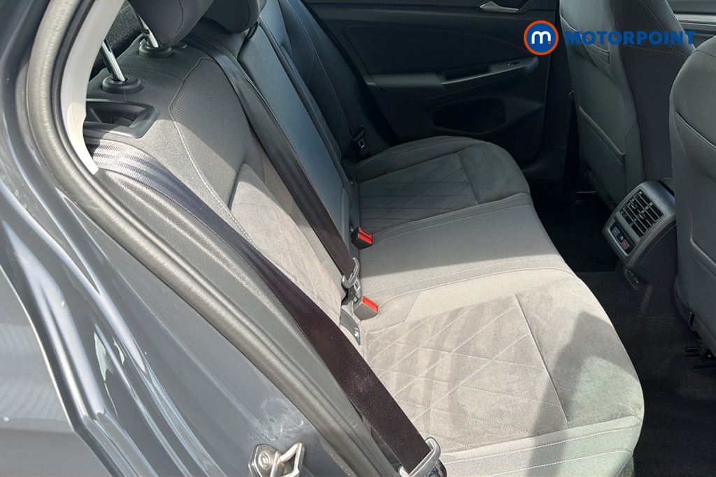 Volkswagen Golf Style Automatic Petrol Hatchback - Stock Number (1651264) - 25th supplementary image