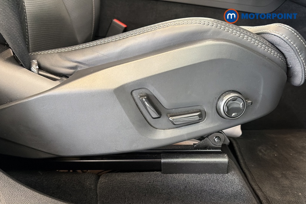 Volvo Xc60 Ultra Automatic Petrol Plug-In Hybrid SUV - Stock Number (1651550) - 23rd supplementary image