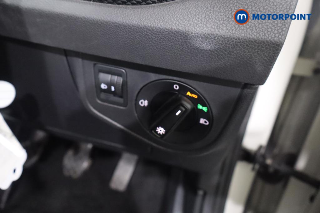 Volkswagen Polo Life Manual Petrol Hatchback - Stock Number (1651558) - 9th supplementary image