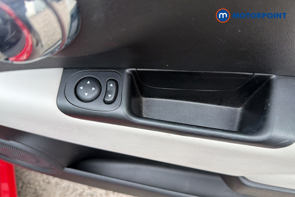 Fiat 500 Dolcevita Manual Petrol Hatchback - Stock Number (1651741) - 19th supplementary image