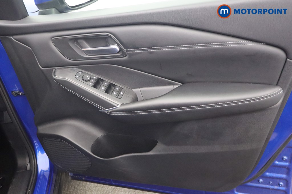 Nissan Qashqai N-Connecta Automatic Petrol-Electric Hybrid SUV - Stock Number (1652121) - 11th supplementary image