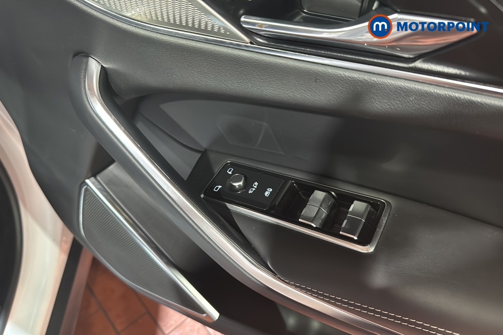 Jaguar F-Pace R-Dynamic Hse Black Automatic Diesel SUV - Stock Number (1652189) - 19th supplementary image
