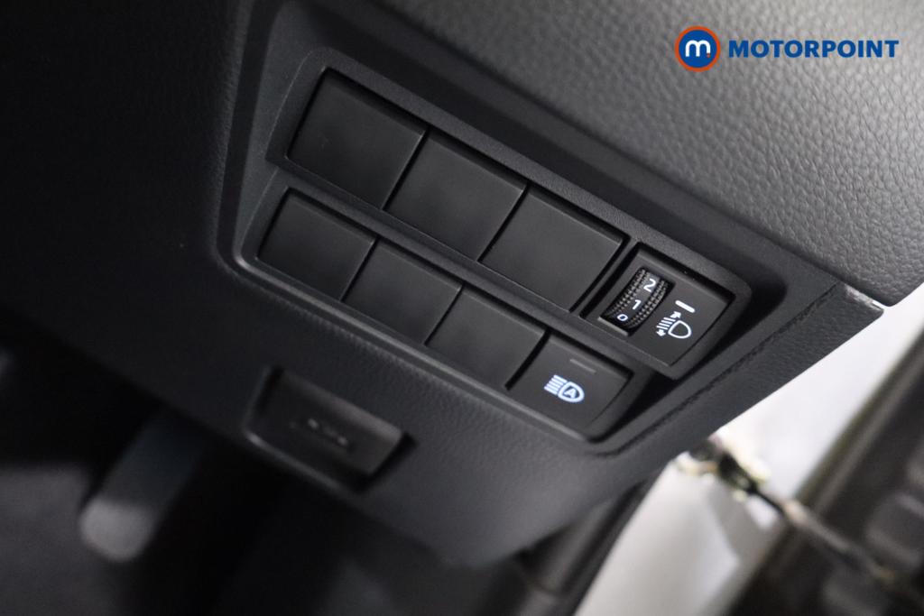 Toyota Yaris Cross Design Automatic Petrol-Electric Hybrid Estate - Stock Number (1652208) - 7th supplementary image