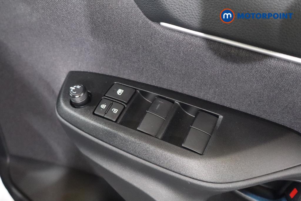 Toyota Yaris Cross Design Automatic Petrol-Electric Hybrid Estate - Stock Number (1652208) - 9th supplementary image