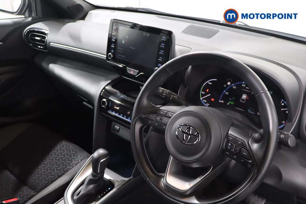 Toyota Yaris Cross Design Automatic Petrol-Electric Hybrid Estate - Stock Number (1652208) - 1st supplementary image