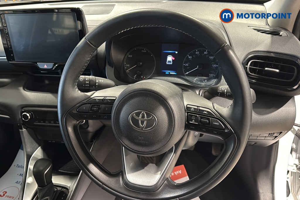 Toyota Yaris Icon Automatic Petrol-Electric Hybrid Hatchback - Stock Number (1652264) - 2nd supplementary image