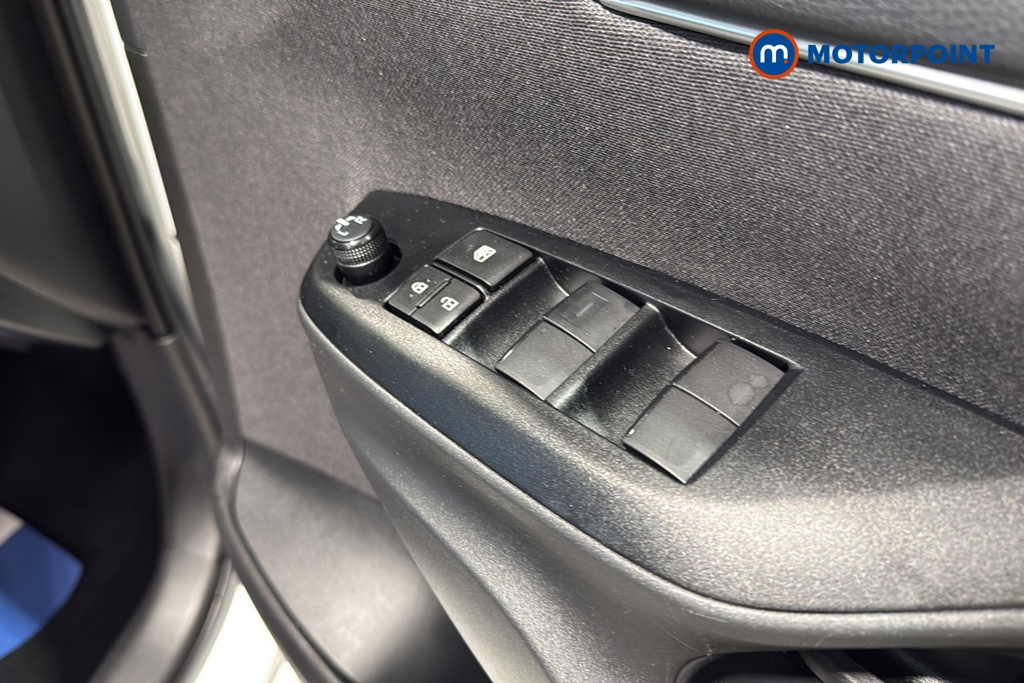 Toyota Yaris Icon Automatic Petrol-Electric Hybrid Hatchback - Stock Number (1652264) - 19th supplementary image