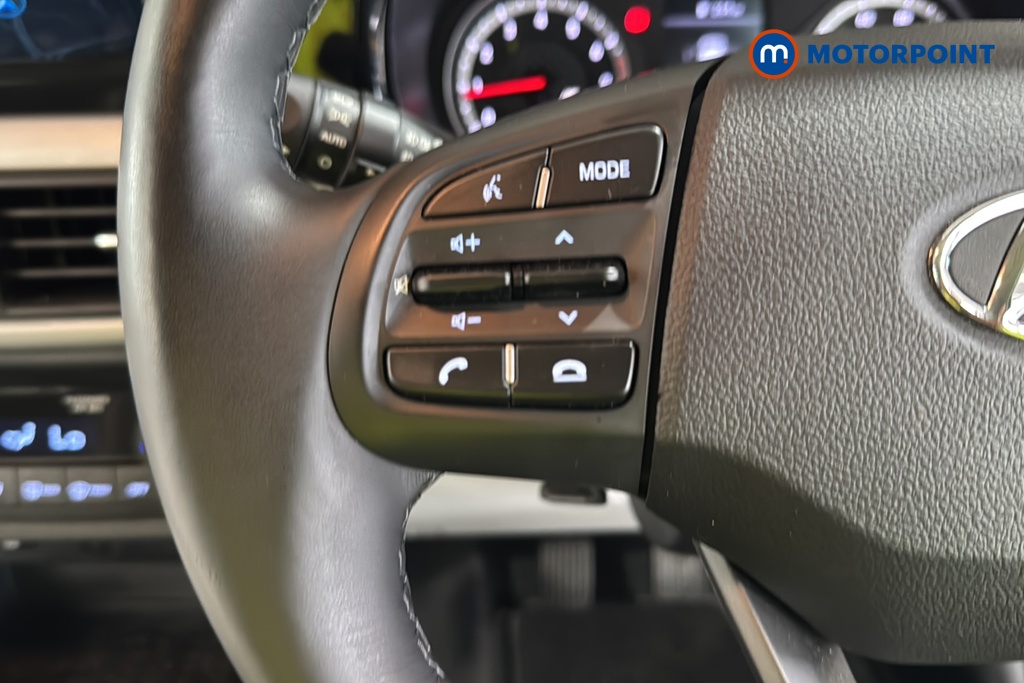 Hyundai I10 Premium Manual Petrol Hatchback - Stock Number (1652376) - 4th supplementary image