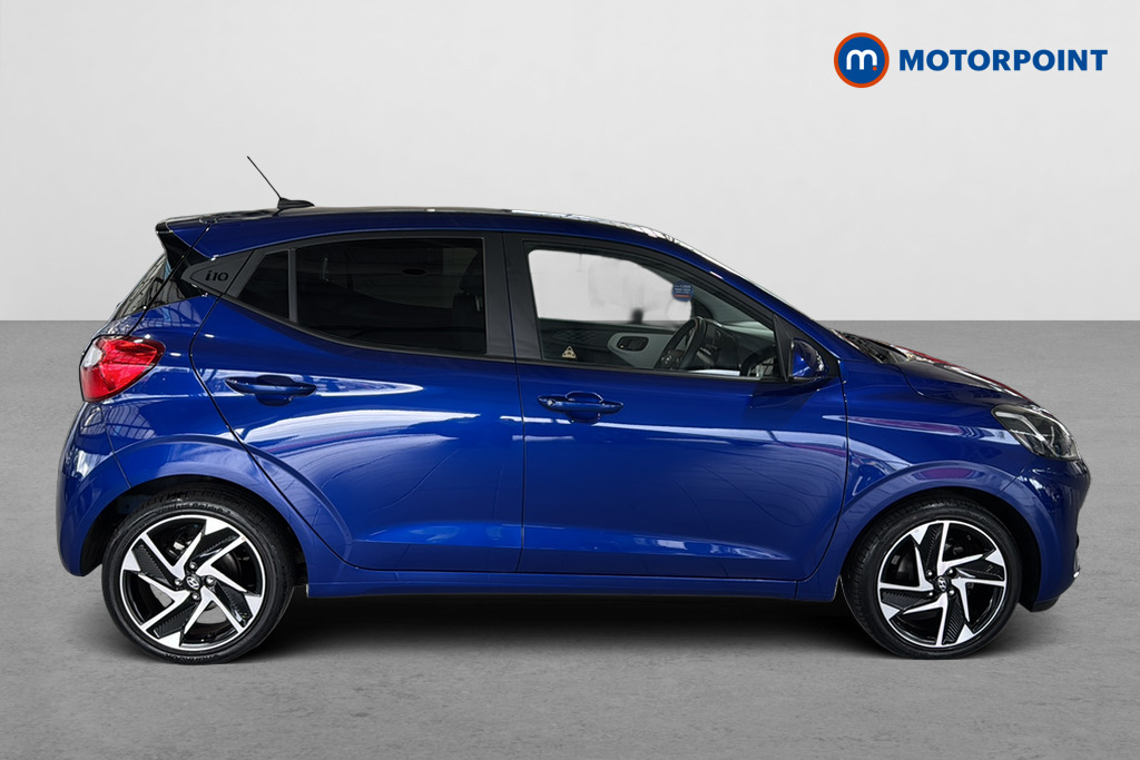 Hyundai I10 Premium Manual Petrol Hatchback - Stock Number (1652376) - Passenger side