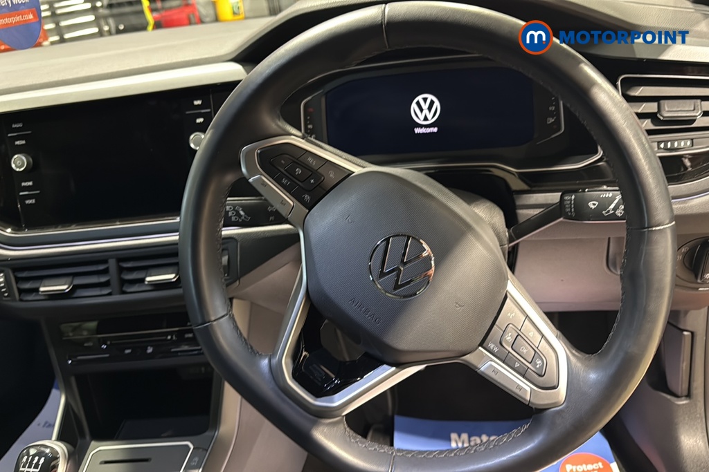 Volkswagen Polo R-Line Manual Petrol Hatchback - Stock Number (1652515) - 2nd supplementary image