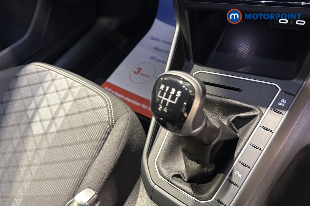Volkswagen Polo R-Line Manual Petrol Hatchback - Stock Number (1652515) - 998th supplementary image