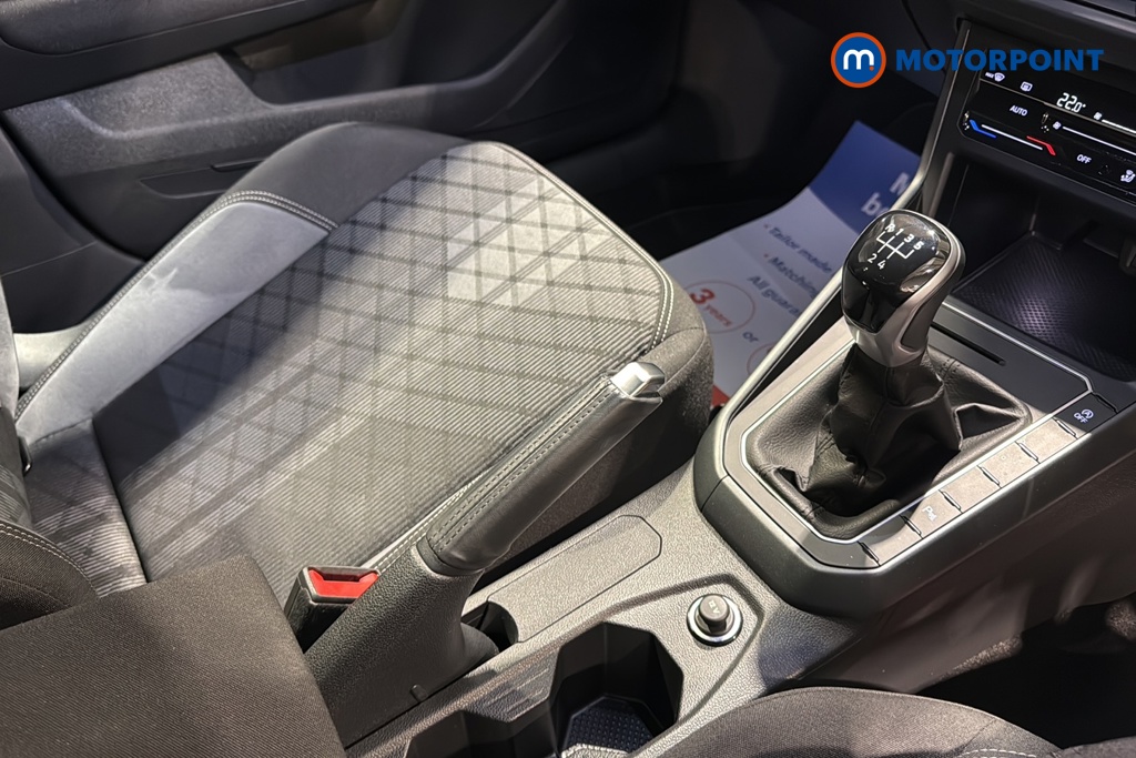 Volkswagen Polo R-Line Manual Petrol Hatchback - Stock Number (1652515) - 15th supplementary image