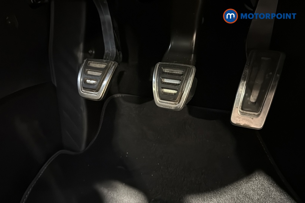 Volkswagen Polo R-Line Manual Petrol Hatchback - Stock Number (1652515) - 24th supplementary image