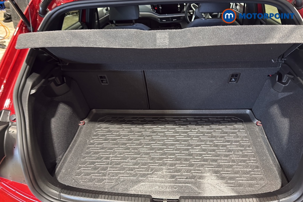 Volkswagen Polo R-Line Manual Petrol Hatchback - Stock Number (1652515) - 30th supplementary image
