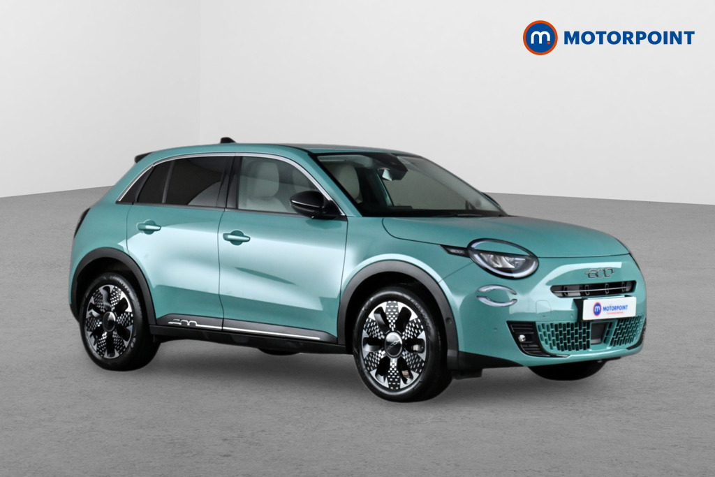 Fiat 600 La Prima Automatic Electric SUV - Stock Number (1630328) - Drivers side front corner