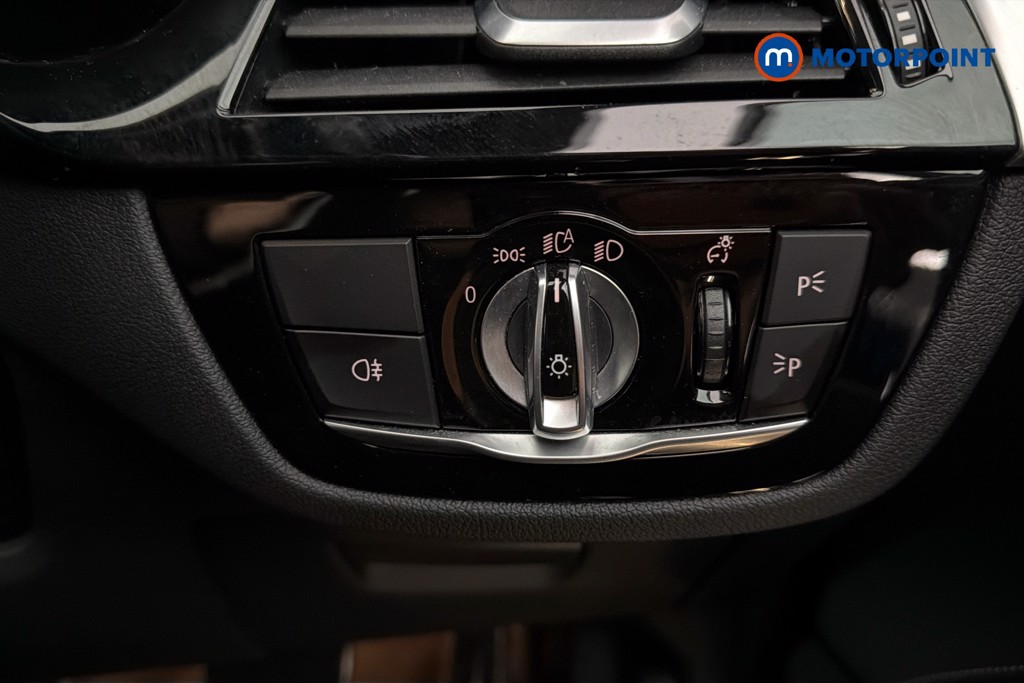 BMW 5 Series M Sport Automatic Petrol Plug-In Hybrid Saloon - Stock Number (1634393) - 18th supplementary image