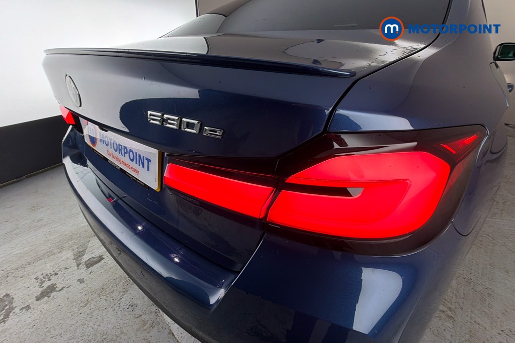 BMW 5 Series M Sport Automatic Petrol Plug-In Hybrid Saloon - Stock Number (1634393) - 38th supplementary image