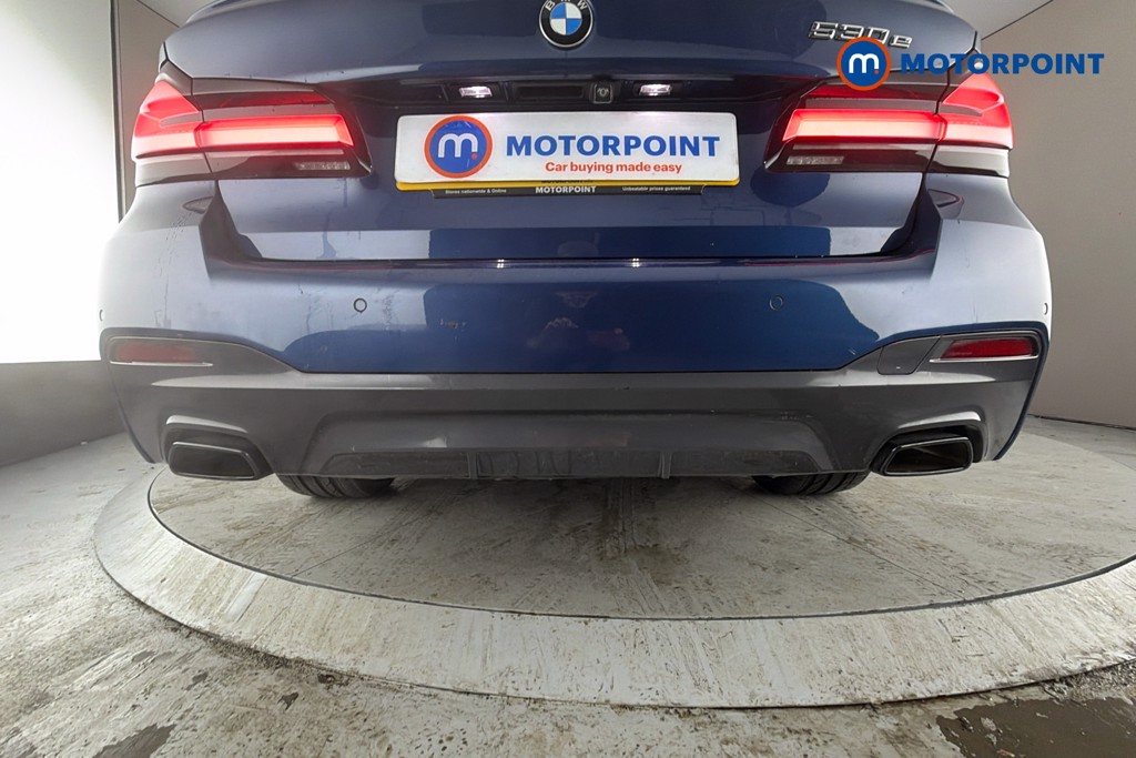 BMW 5 Series M Sport Automatic Petrol Plug-In Hybrid Saloon - Stock Number (1634393) - 39th supplementary image