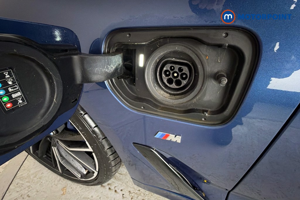 BMW 5 Series M Sport Automatic Petrol Plug-In Hybrid Saloon - Stock Number (1634393) - 46th supplementary image