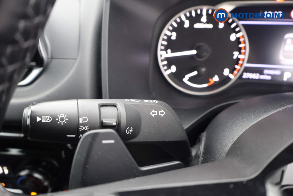 Nissan Qashqai Acenta Premium Automatic Petrol SUV - Stock Number (1636938) - 5th supplementary image
