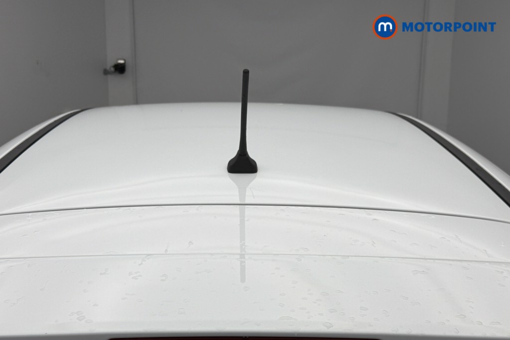 Ford Focus Titanium Manual Petrol Hatchback - Stock Number (1638832) - 5th supplementary image