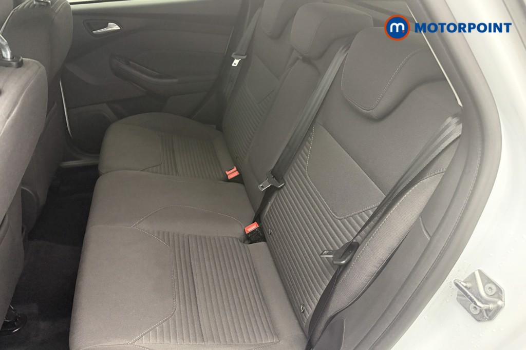 Ford Focus Titanium Manual Petrol Hatchback - Stock Number (1638832) - 7th supplementary image