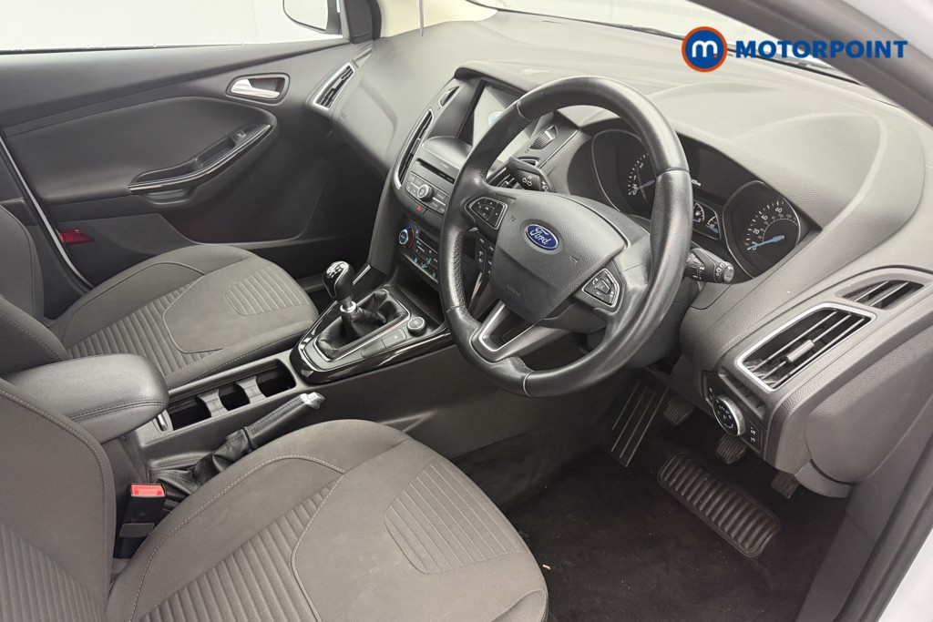Ford Focus Titanium Manual Petrol Hatchback - Stock Number (1638832) - 14th supplementary image
