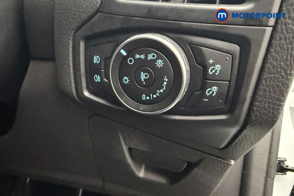 Ford Focus Titanium Manual Petrol Hatchback - Stock Number (1638832) - 15th supplementary image
