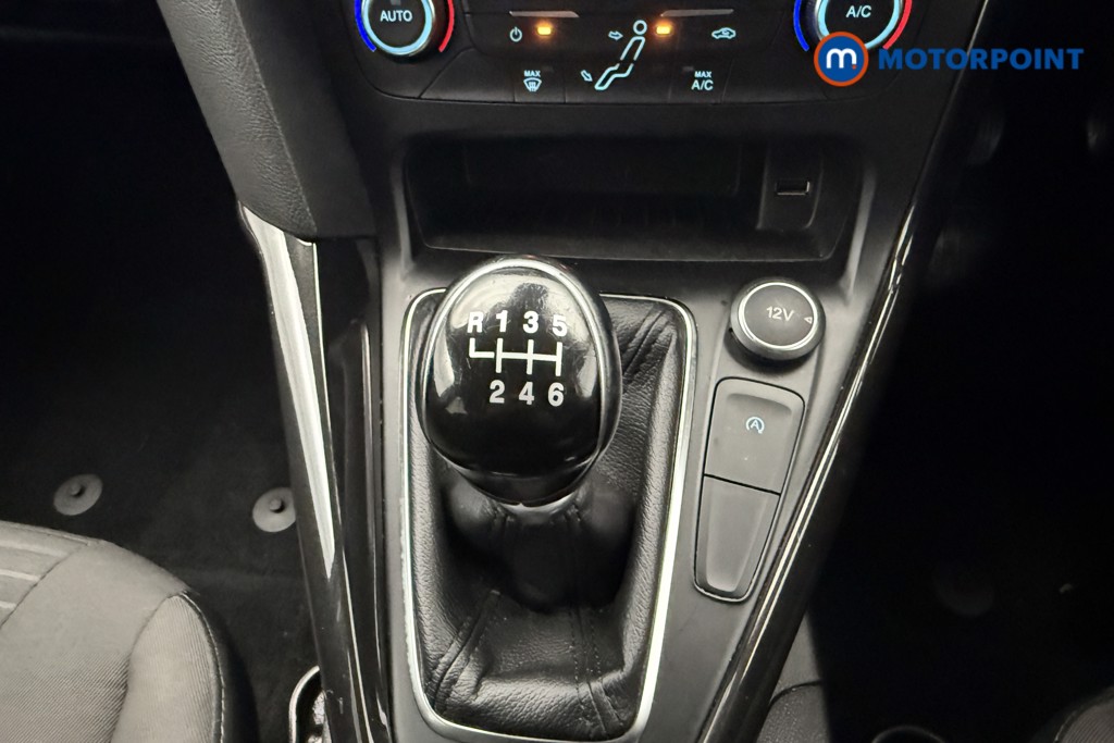 Ford Focus Titanium Manual Petrol Hatchback - Stock Number (1638832) - 22nd supplementary image