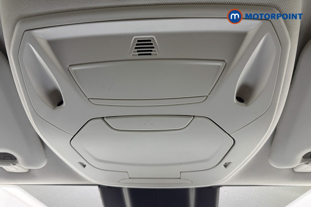 Ford Focus Titanium Manual Petrol Hatchback - Stock Number (1638832) - 30th supplementary image