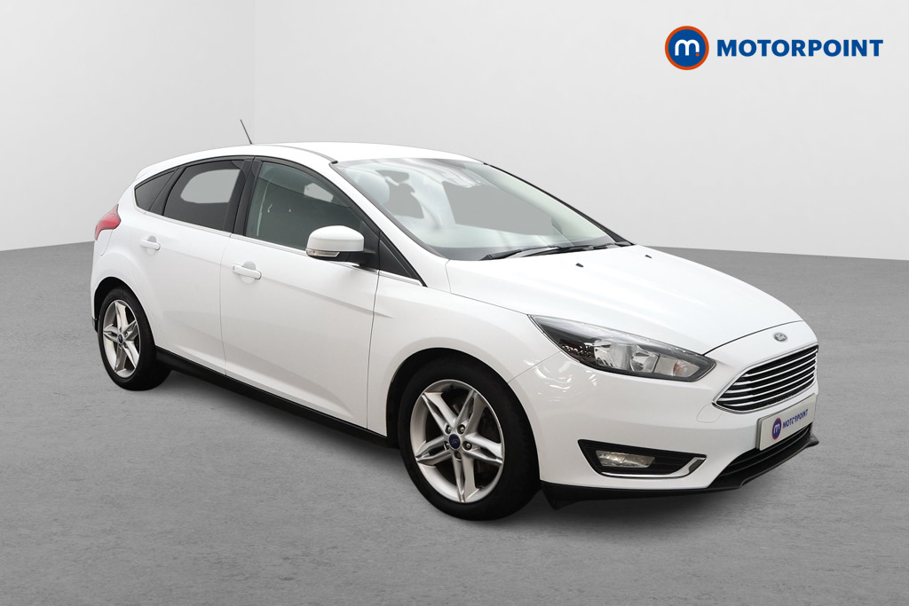 Ford Focus Titanium Manual Petrol Hatchback - Stock Number (1638832) - Drivers side front corner
