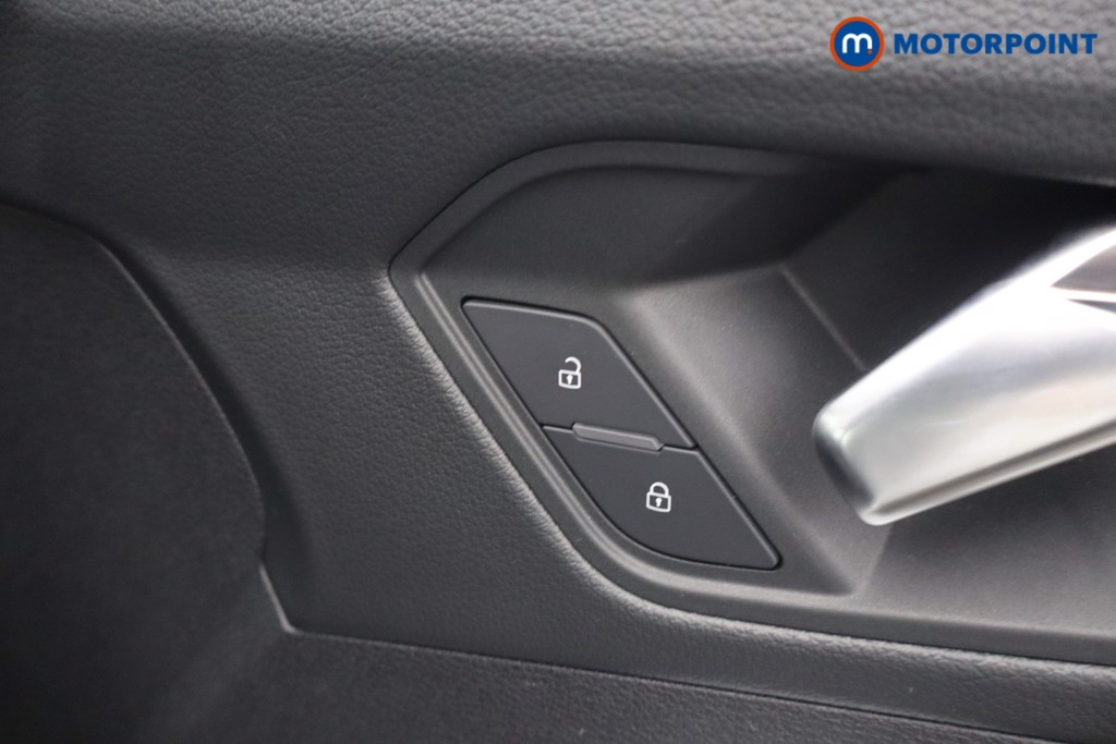 Audi Q3 Technik Manual Petrol SUV - Stock Number (1640399) - 10th supplementary image