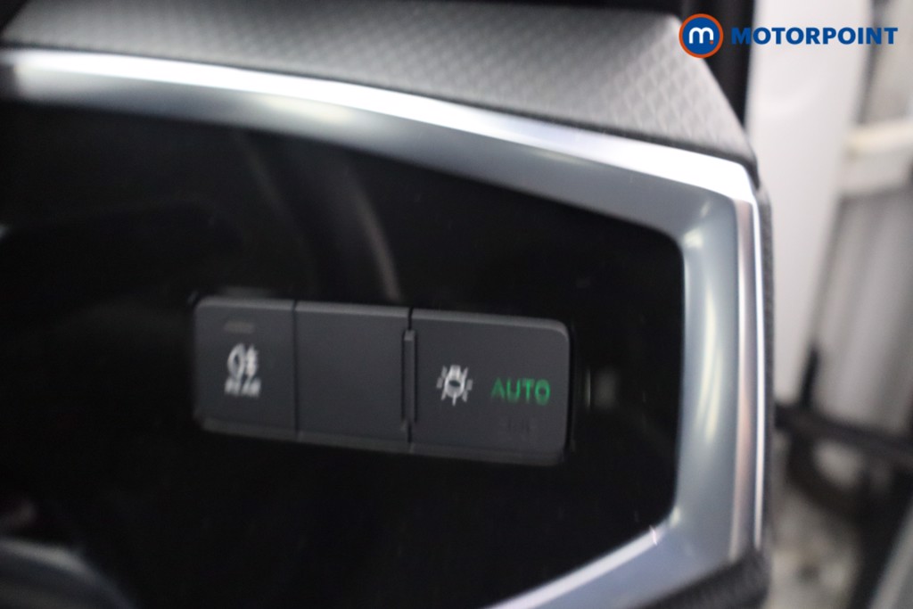 Audi Q3 Technik Manual Petrol SUV - Stock Number (1640399) - 14th supplementary image