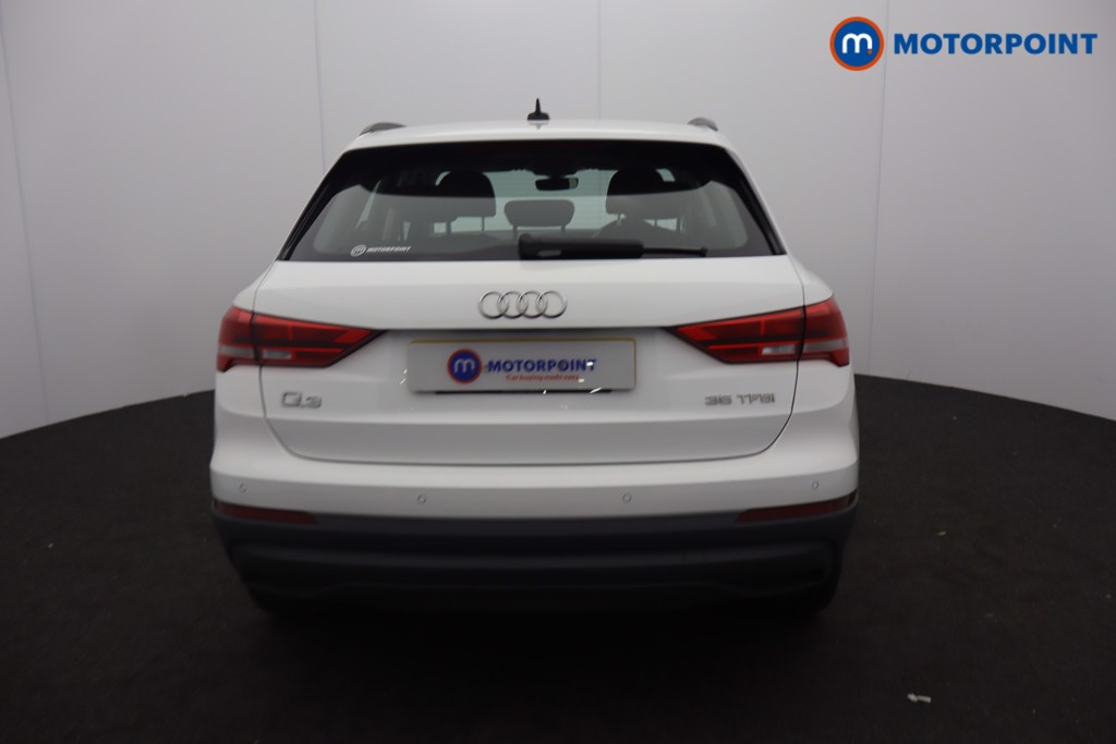 Audi Q3 Technik Manual Petrol SUV - Stock Number (1640399) - 1st supplementary image
