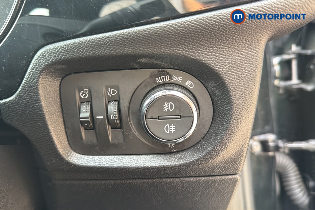 Vauxhall Corsa GS Manual Petrol Hatchback - Stock Number (1641749) - 11th supplementary image