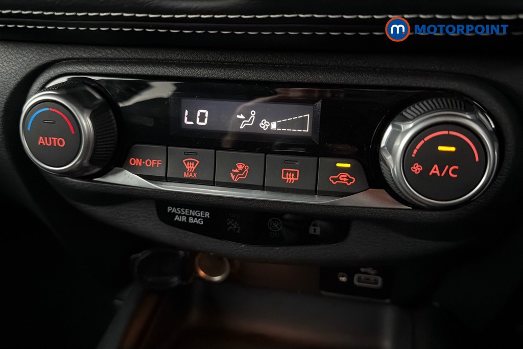 Nissan Juke N-Connecta Manual Petrol SUV - Stock Number (1642358) - 12th supplementary image