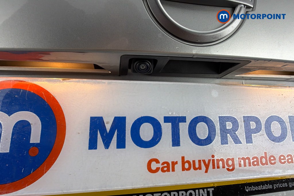 Nissan Juke N-Connecta Manual Petrol SUV - Stock Number (1642358) - 36th supplementary image