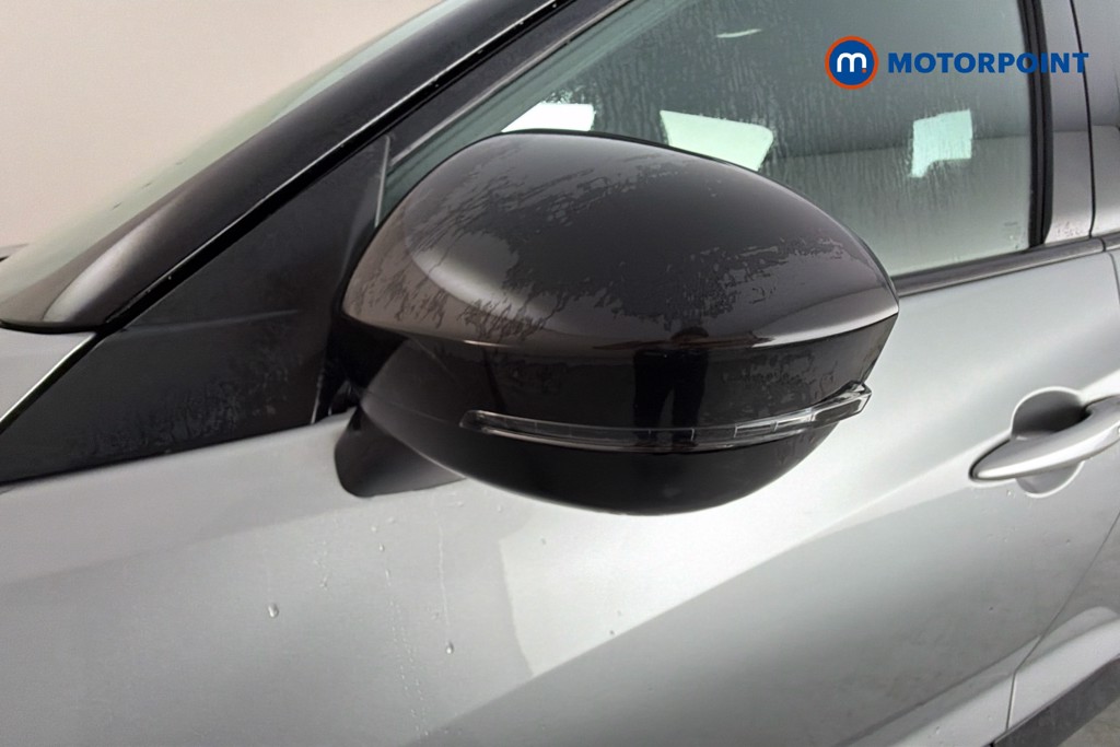 Nissan Juke N-Connecta Manual Petrol SUV - Stock Number (1642358) - 43rd supplementary image