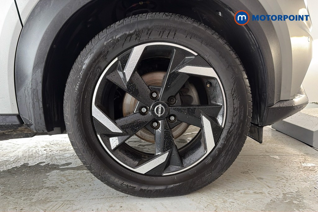 Nissan Juke N-Connecta Manual Petrol SUV - Stock Number (1642358) - 50th supplementary image