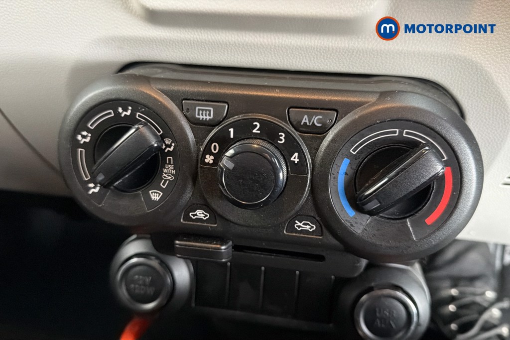 Suzuki Ignis Sz-T Manual Petrol SUV - Stock Number (1642828) - 12th supplementary image