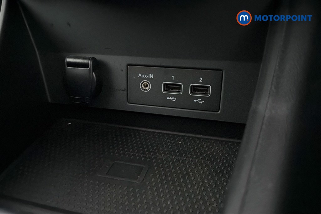 Renault Captur S Edition Automatic Petrol SUV - Stock Number (1643300) - 17th supplementary image
