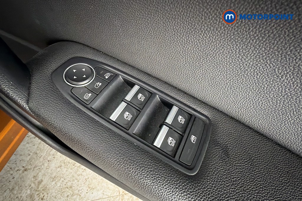 Renault Captur S Edition Automatic Petrol SUV - Stock Number (1643300) - 20th supplementary image