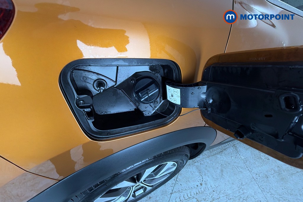 Renault Captur S Edition Automatic Petrol SUV - Stock Number (1643300) - 41st supplementary image