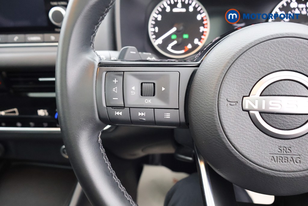 Nissan Qashqai Acenta Premium Automatic Petrol SUV - Stock Number (1643368) - 2nd supplementary image
