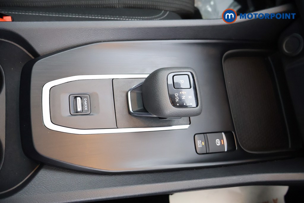 Nissan Qashqai Acenta Premium Automatic Petrol SUV - Stock Number (1643368) - 7th supplementary image