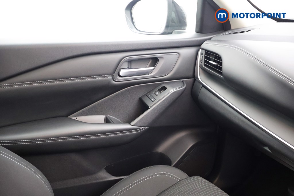 Nissan Qashqai Acenta Premium Automatic Petrol SUV - Stock Number (1643368) - 10th supplementary image