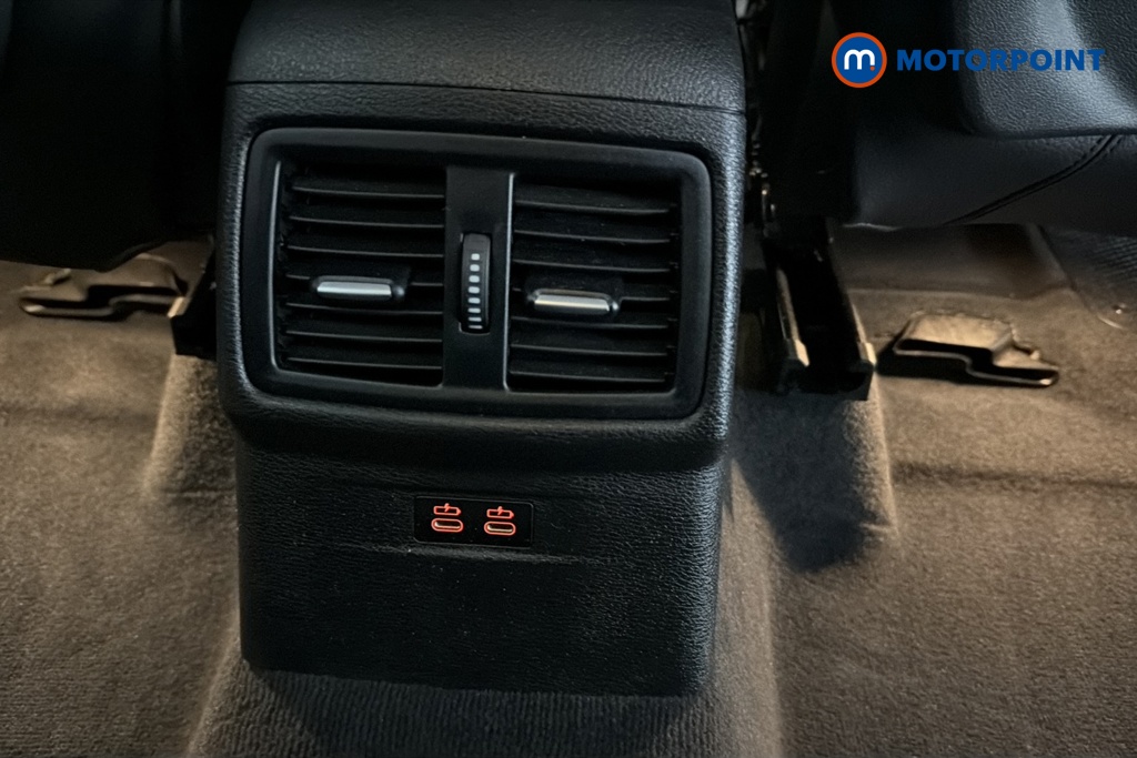 BMW X1 Xline Manual Petrol SUV - Stock Number (1643476) - 28th supplementary image