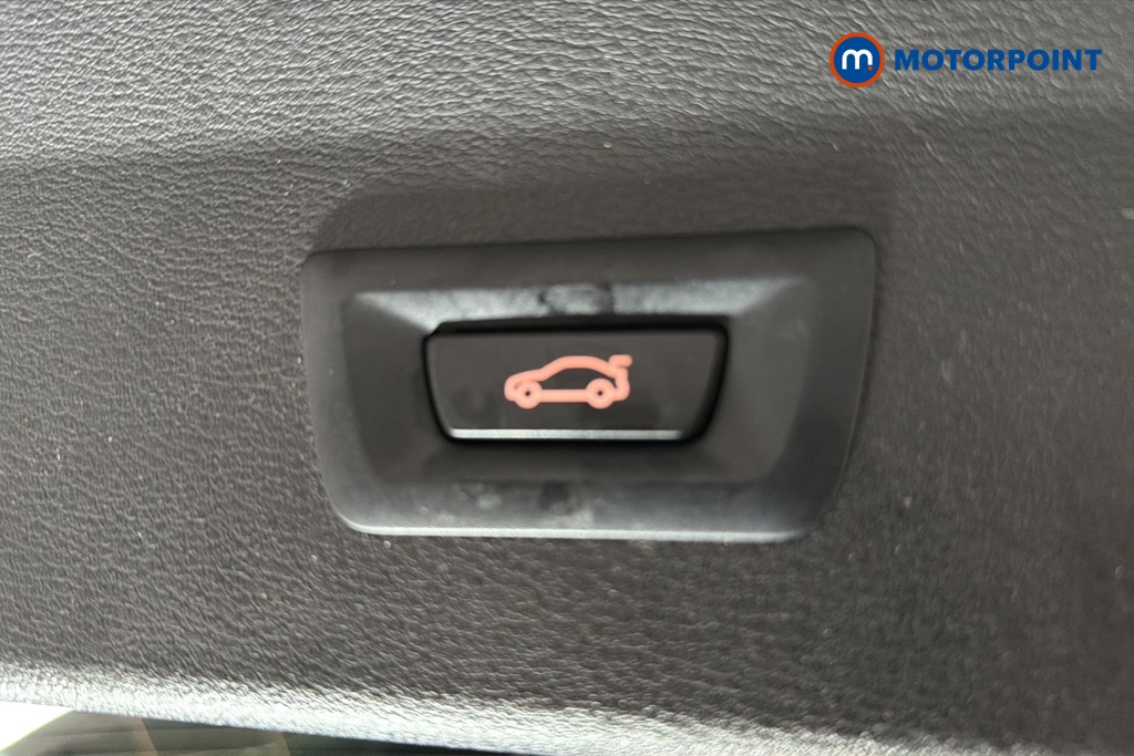BMW X1 Xline Manual Petrol SUV - Stock Number (1643476) - 35th supplementary image