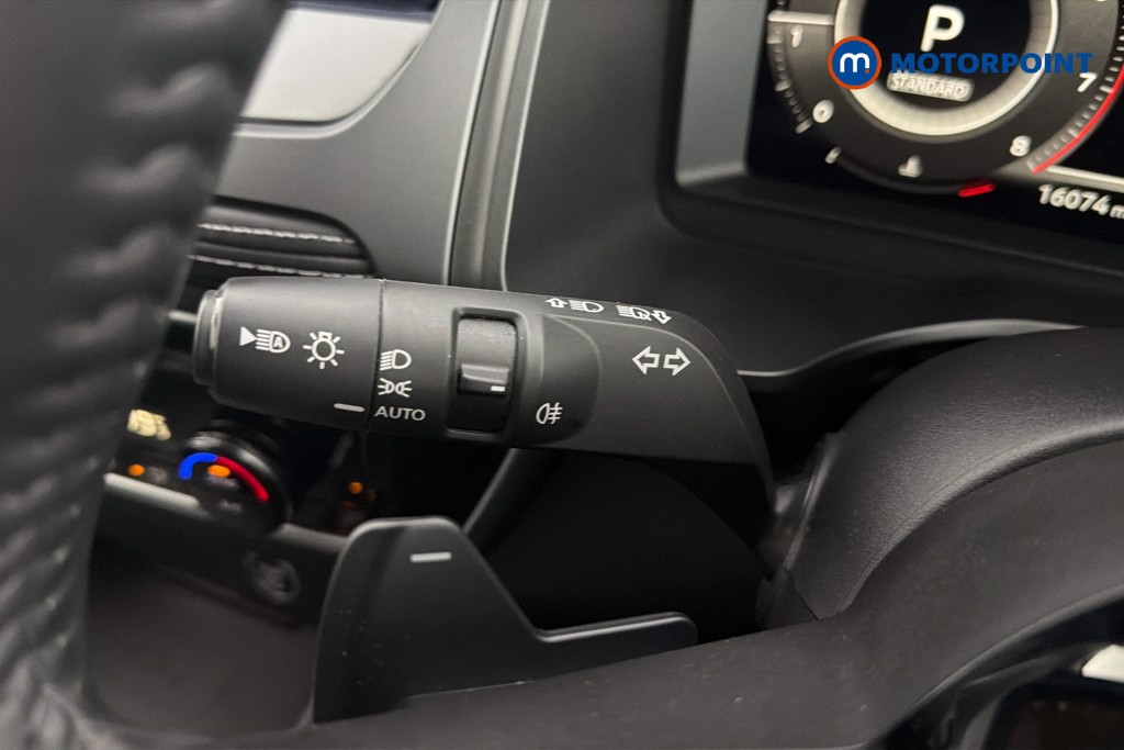 Nissan Qashqai N-Connecta Automatic Petrol SUV - Stock Number (1644895) - 6th supplementary image