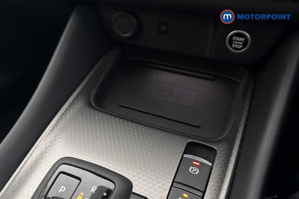 Nissan Qashqai N-Connecta Automatic Petrol SUV - Stock Number (1644895) - 17th supplementary image